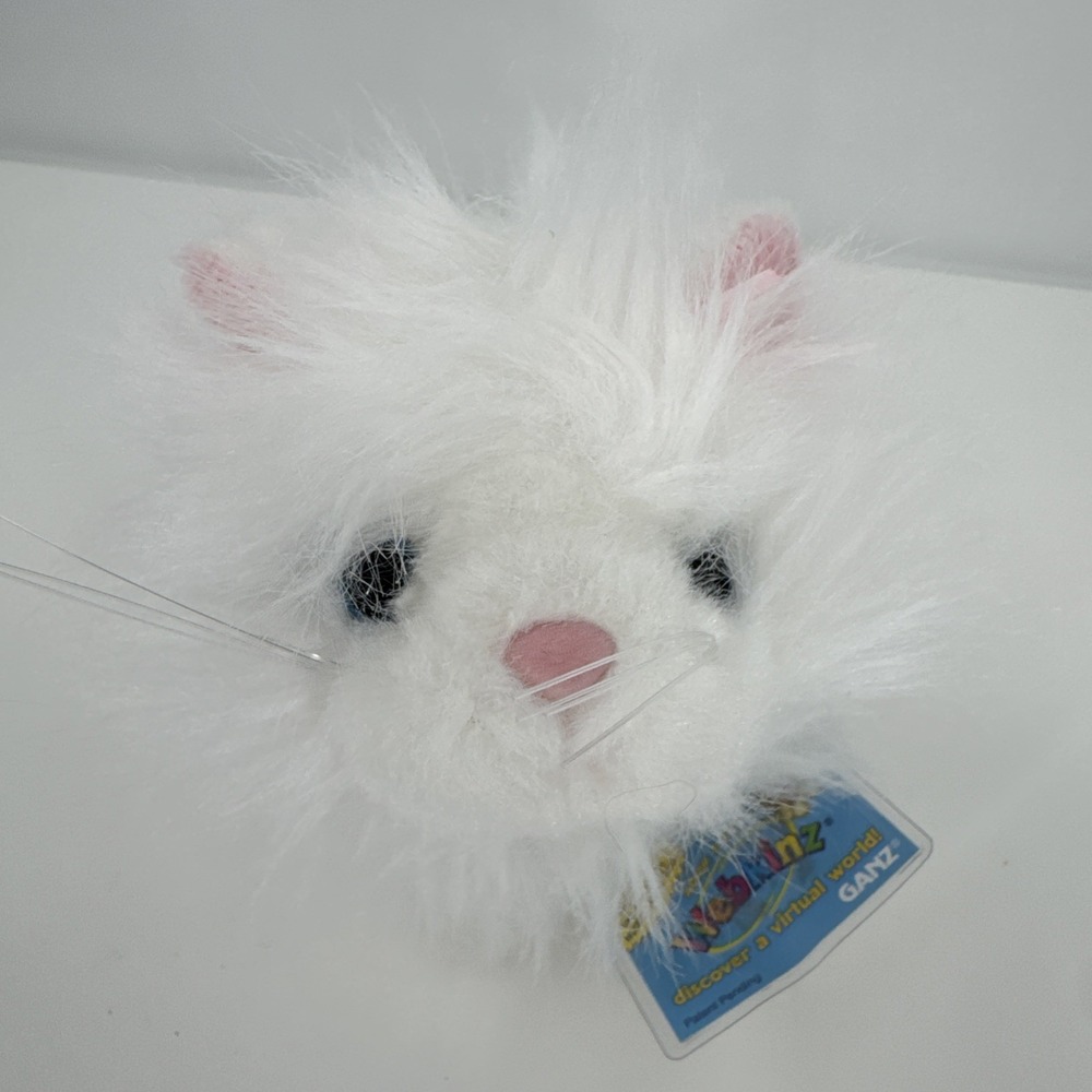 Ganz Webkinz Cat Persian Plush White HM 110 Sealed Unused Code‎ NEW